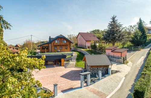 Ludbreg Villa | 70 m² Villa ∙ 4 bedrooms ∙ 8 guests