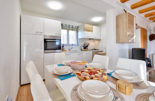 Tuhelj House | 72 m² House ∙ 2 bedrooms ∙ 6 guests