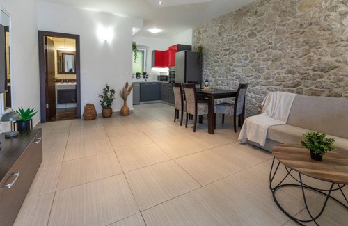 Blace House | 73 m² House ∙ 1 bedroom ∙ 4 guests