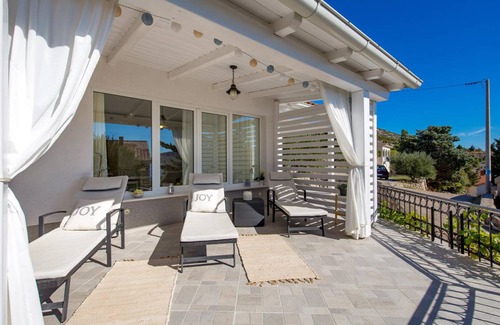 Baric Draga House | 75 m² House ∙ 2 bedrooms ∙ 5 guests