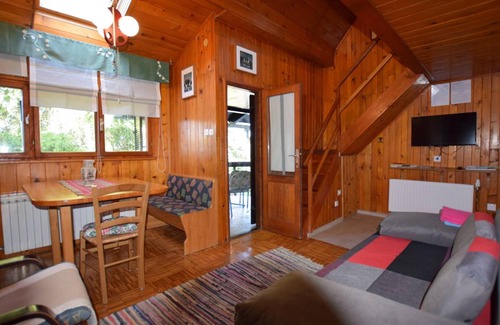 Vrbovsko House | 75 m² House ∙ 2 bedrooms ∙ 6 guests