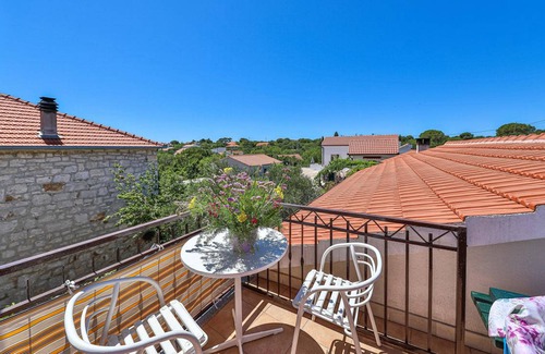 Drvenik Mali House | 76 m² House ∙ 4 bedrooms ∙ 8 guests