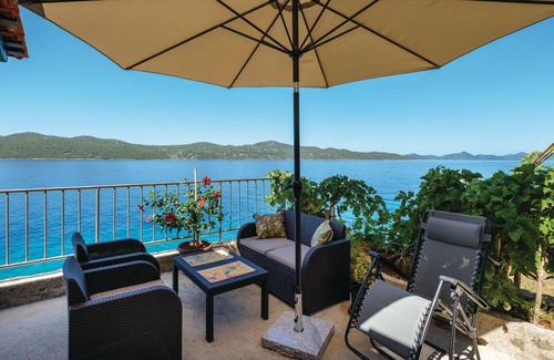Slano House | 78 m² Maisonette ∙ 3 bedrooms ∙ 7 guests