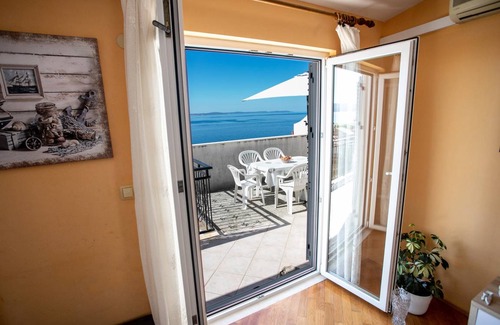 Dugi Rat Apartment | 79 m² Apartment ∙ 3 bedrooms ∙ 6 guests