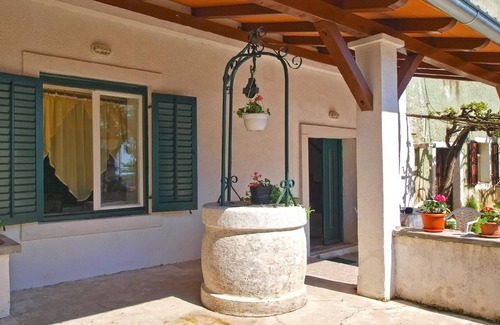 Smoljanci House | 80 m² House ∙ 3 bedrooms ∙ 6 guests