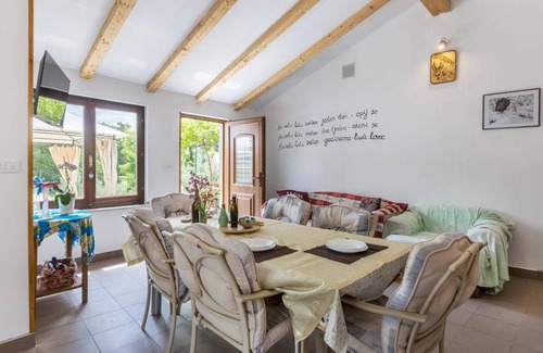 Kostrcani House | 81 m² House ∙ 2 bedrooms ∙ 6 guests