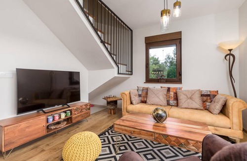 Gospic House | 81 m² House ∙ 2 bedrooms ∙ 6 guests