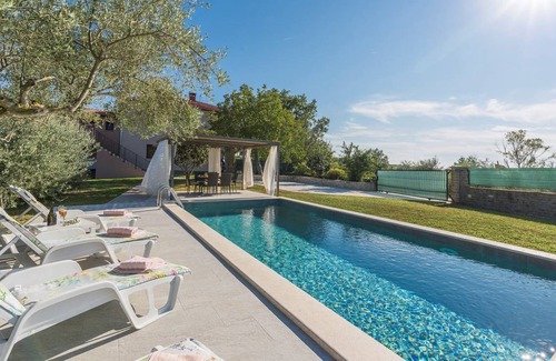 Groznjan House | 82 m² House ∙ 2 bedrooms ∙ 6 guests