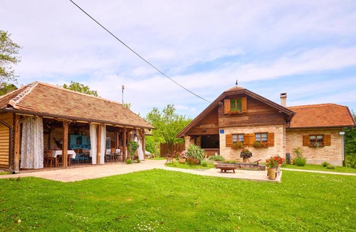Petrinja House | 86 m² House ∙ 2 bedrooms ∙ 8 guests