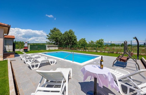 Topid House | 87 m² Maisonette ∙ 2 bedrooms ∙ 5 guests