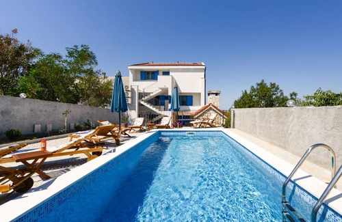 Razanac Apartment | 88 m² Apartment ∙ 2 bedrooms ∙ 6 guests