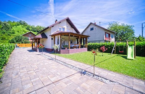 Hrvatska Kostajnica House | 88 m² House ∙ 3 bedrooms ∙ 6 guests