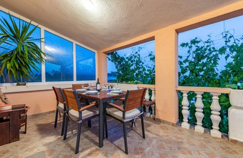 Posedarje House | 89 m² House ∙ 2 bedrooms ∙ 6 guests