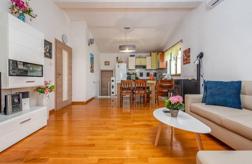Posedarje House | 89 m² House ∙ 2 bedrooms ∙ 6 guests