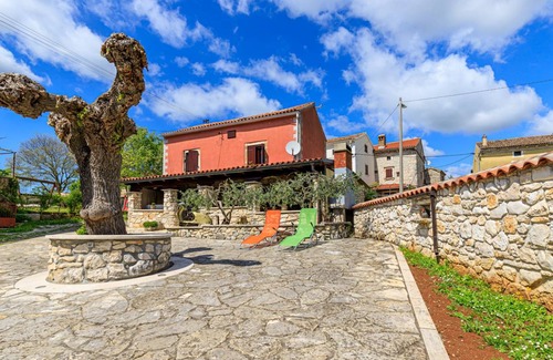 Kruncici House | 90 m² House ∙ 2 bedrooms ∙ 4 guests