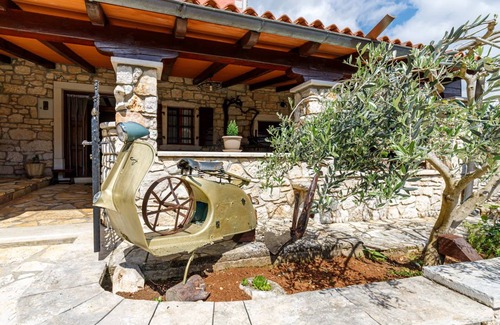 Kruncici House | 90 m² House ∙ 2 bedrooms ∙ 4 guests
