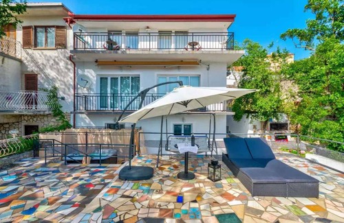 Klanfari Apartment | 93 m² Apartment ∙ 2 bedrooms ∙ 4 guests