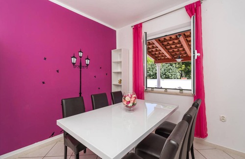 Zaton Apartment | 94 m² Apartment ∙ 3 bedrooms ∙ 6 guests