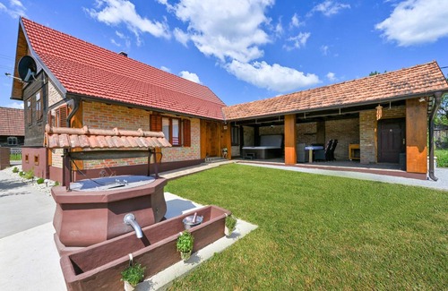 Cazma House | 96 m² House ∙ 2 bedrooms ∙ 5 guests