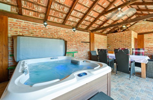 Cazma House | 96 m² House ∙ 2 bedrooms ∙ 5 guests