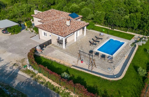 Brgod House | 97 m² House ∙ 3 bedrooms ∙ 8 guests