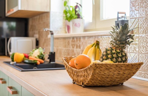 Orbanici Villa | A bright and serene holiday home with private pool and children's playground
