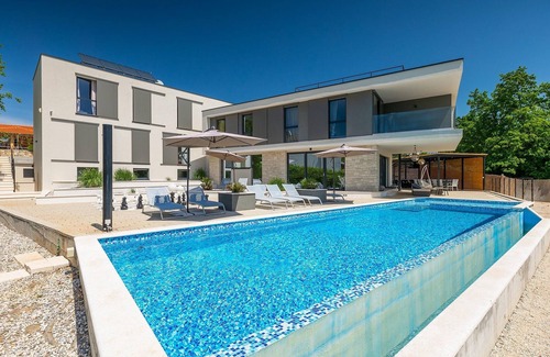 Jadruhi House | Amazing home in Porec