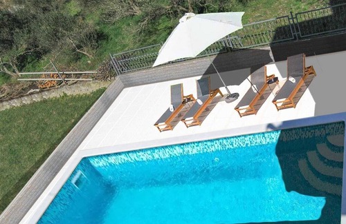 Kastel Stari Apartment | Apartman Tomislav, 6 to 8 people, all comfort, calm and rest