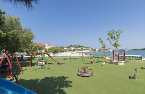 Murter Apartment | Apartment ∙ 2 bedrooms ∙ 5 guests