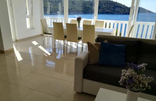 Savar Apartment | Apartment Ana Marija Savar