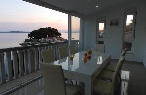 Savar Apartment | Apartment Ana Marija Savar