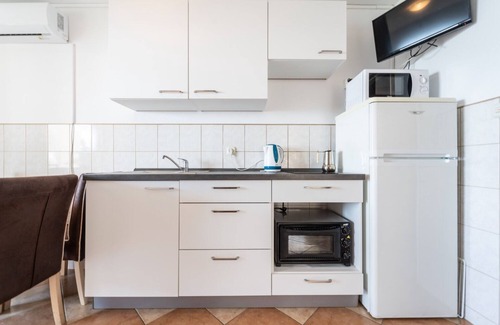 Rtina Apartment | Apartment Edi - amazing location by the sea: A2(4) - Rtina, Zadar riviera, Croatia