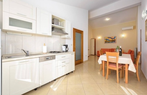 Basanija Apartment | Apartment in Bašanija with Seaview, Terrace, Air condition, WIFI (113-6)