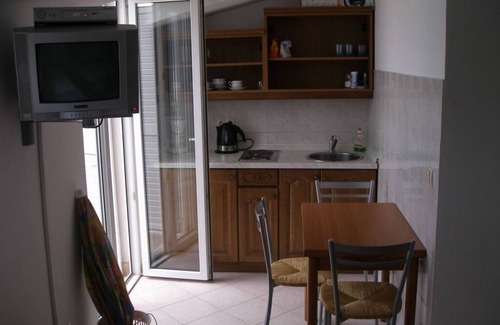 Duce Apartment | Apartment in Duće with Seaview, Balcony, Air condition (239-3)