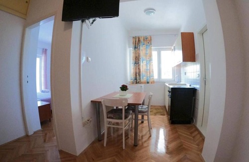 Omis Apartment | Apartment in Duće with Seaview, Balcony, Air condition, WIFI (4174-1)