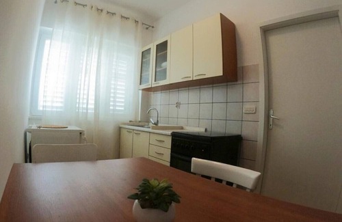Omis Apartment | Apartment in Duće with Seaview, Balcony, Air condition, WIFI (4174-1)