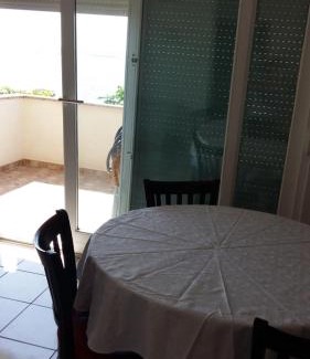 Kustici Apartment | Apartment in Kustici with sea view, balcony, air conditioning, WiFi (3597-1)