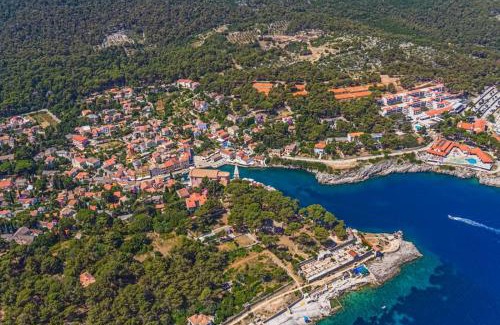 Gornje selo Apartment | Apartment in Susak with air conditioning, W-LAN (3865-6)
