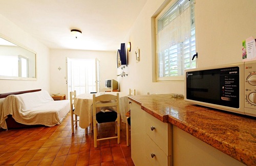 Primosten Apartment | Apartment Ina, (14363), Primošten, hr
