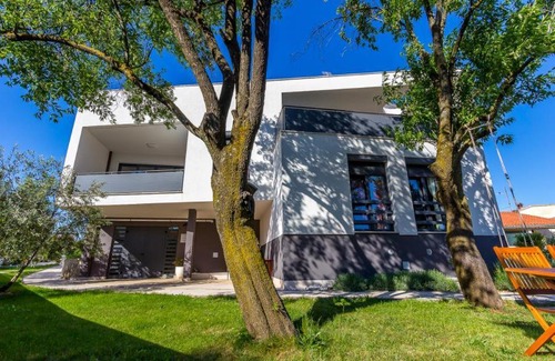Stinjan Apartment | Apartment Karlo