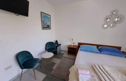 Gradac Apartment | Apartment Katja - 10 m from beach: R1 Marta(2) - Gradac, Riviera Makarska, Croatia