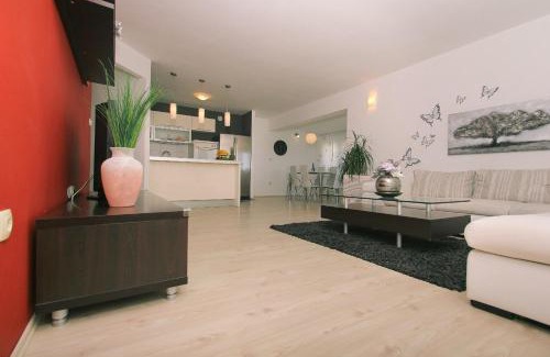 Rudine Apartment | Apartment Lara