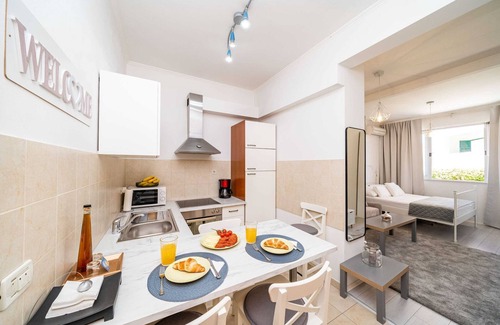 Gruz Apartment | Apartment Larissa - Studio Apartment with Terrace and Partial Sea View