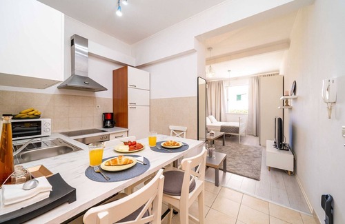 Gruz Apartment | Apartment Larissa - Studio Apartment with Terrace and Partial Sea View