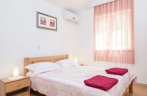 Duba Apartment | Apartment Ljuba - in center & close to the beach: A4(2+2) - Duba, Riviera Dubrovnik, Croatia