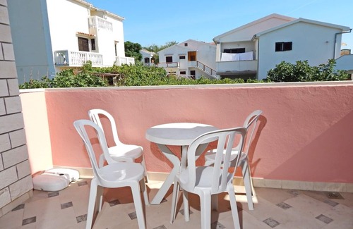 Pag Apartment | Apartment Luce - family friendly & parking: A3(4) - Pag, Island Pag, Croatia