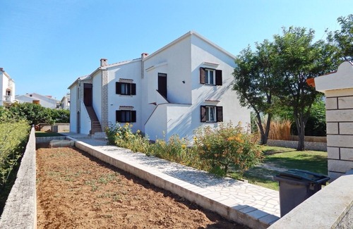 Pag Apartment | Apartment Luce - family friendly & parking: A3(4) - Pag, Island Pag, Croatia