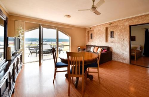 Krusevo Apartment | Apartment Marijana by Interhome