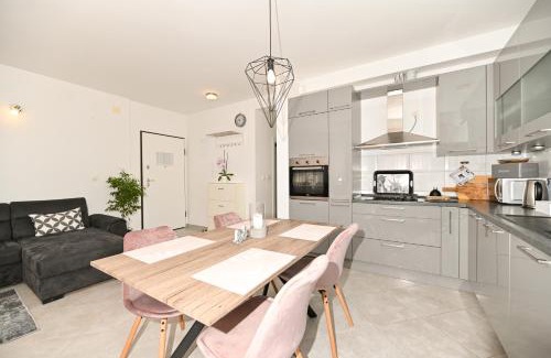 Seget Donji Apartment | Apartment Marko