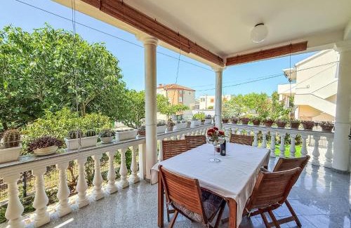 Vrsi Apartment | Apartment Mirjana-1 by Interhome